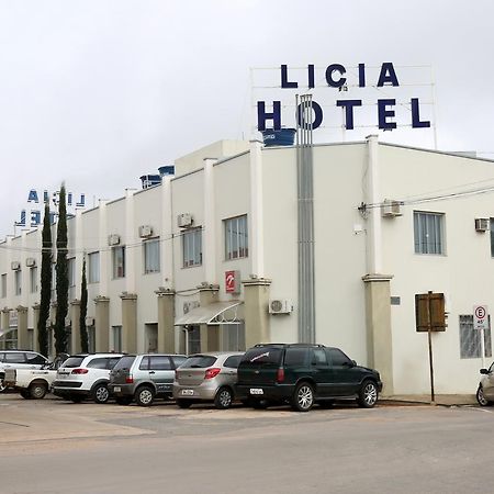 Licia Hotel Joao Pinheiro 外观 照片