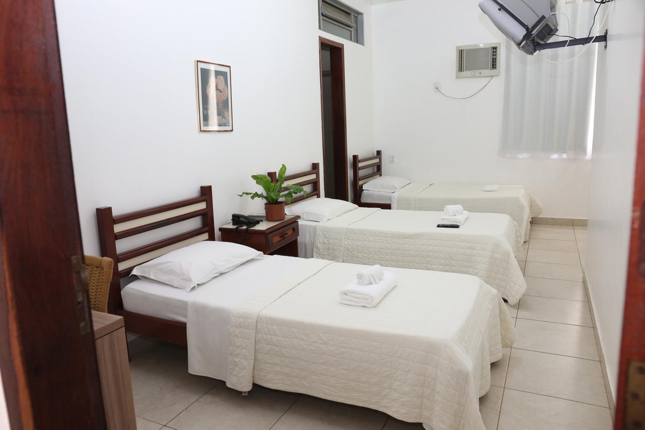 Licia Hotel Joao Pinheiro 外观 照片
